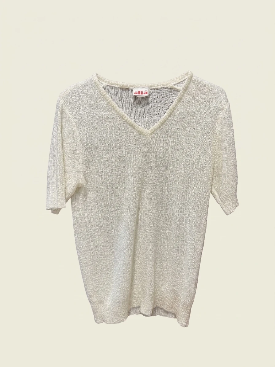 Vintage Cream V-Neck Knit Top