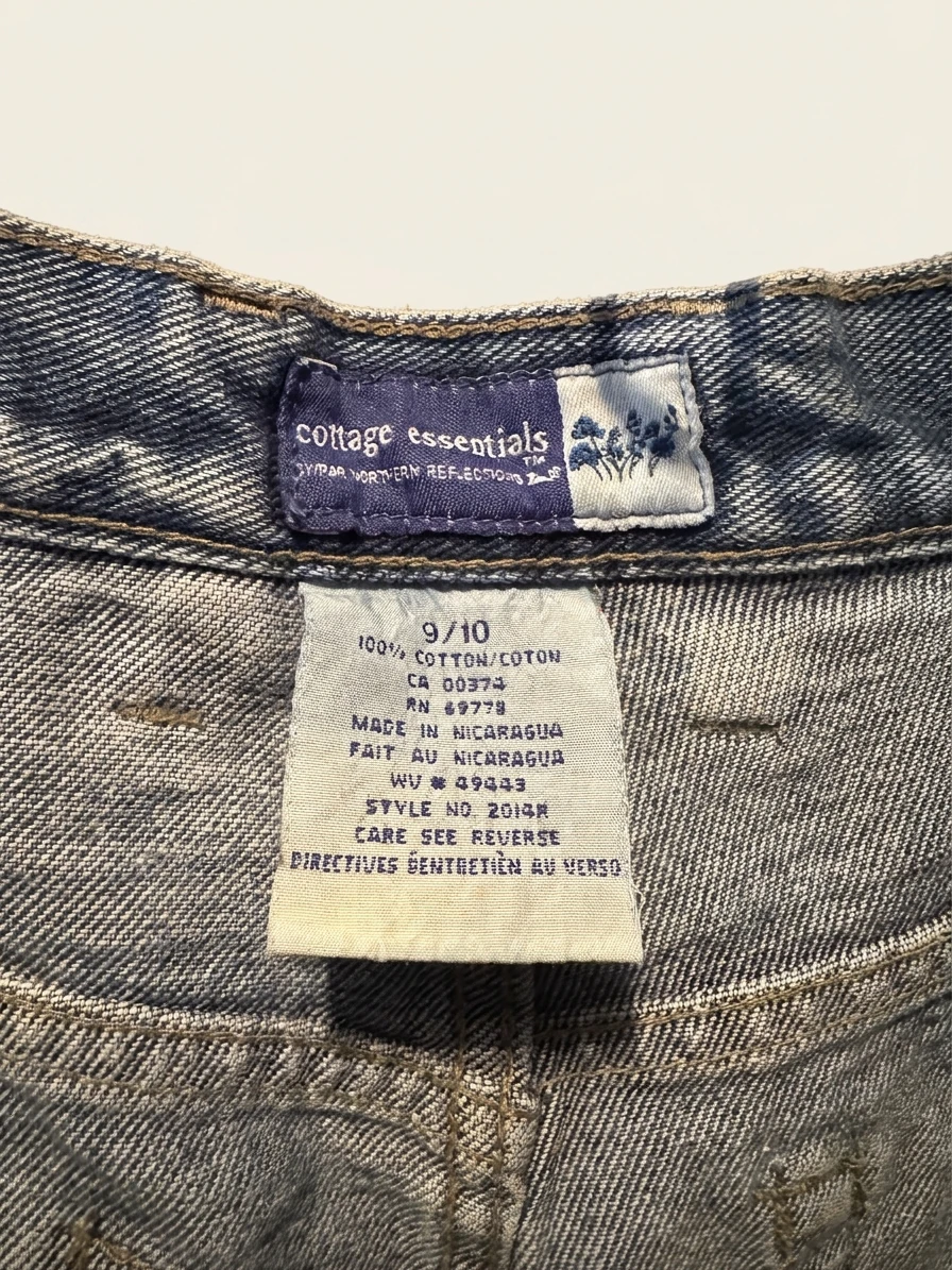 Vintage High-Waisted Mom Jeans photo 2