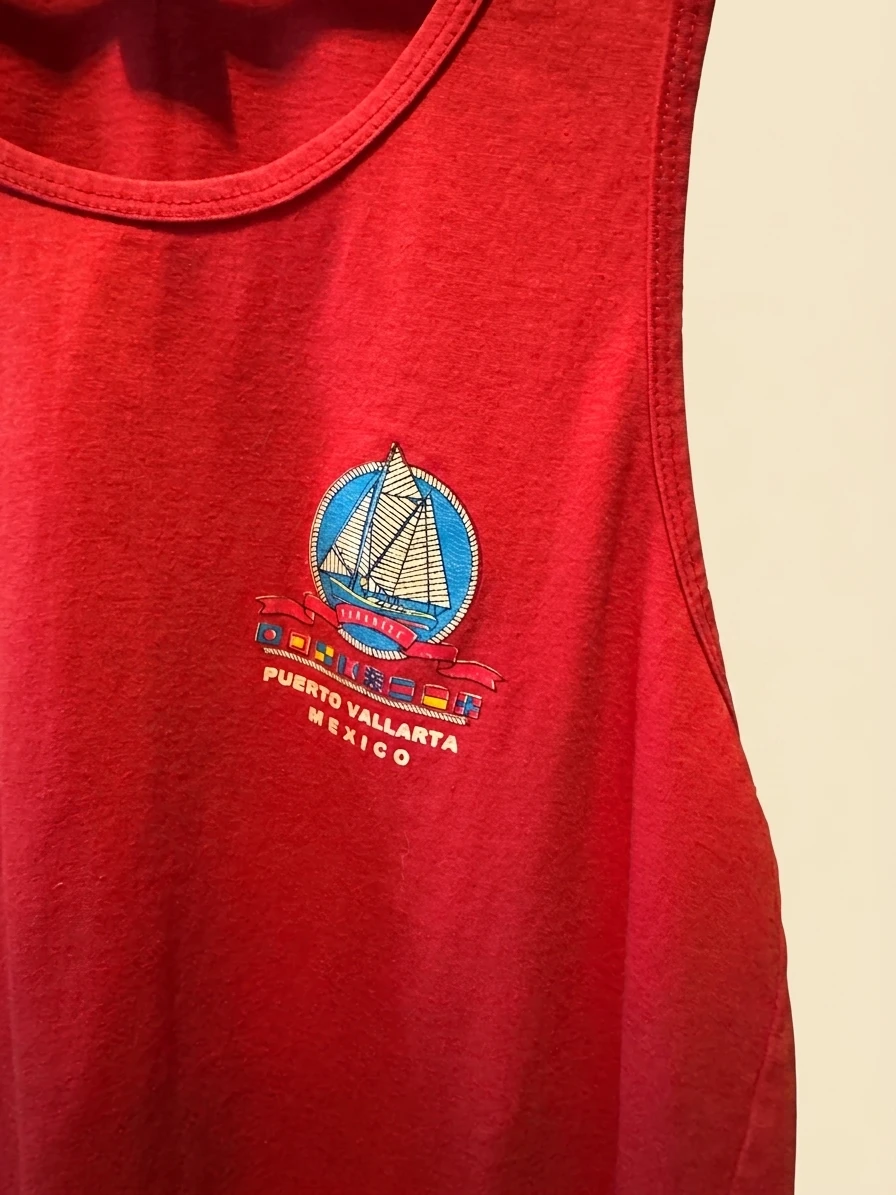 Vintage Holiday Tank photo 2